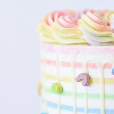 8' cake